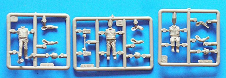 MD-3 Navy Tractor with 3 figures