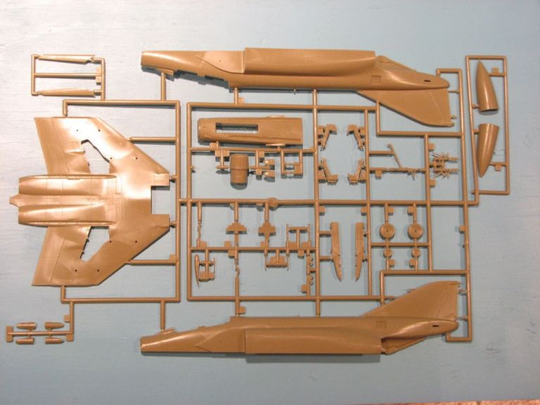 F-4E/F PHANTOM II Italeri