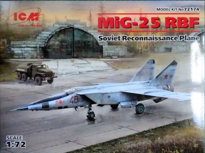 MiG-25RBF Soviet Reconnaissance Plane ICM