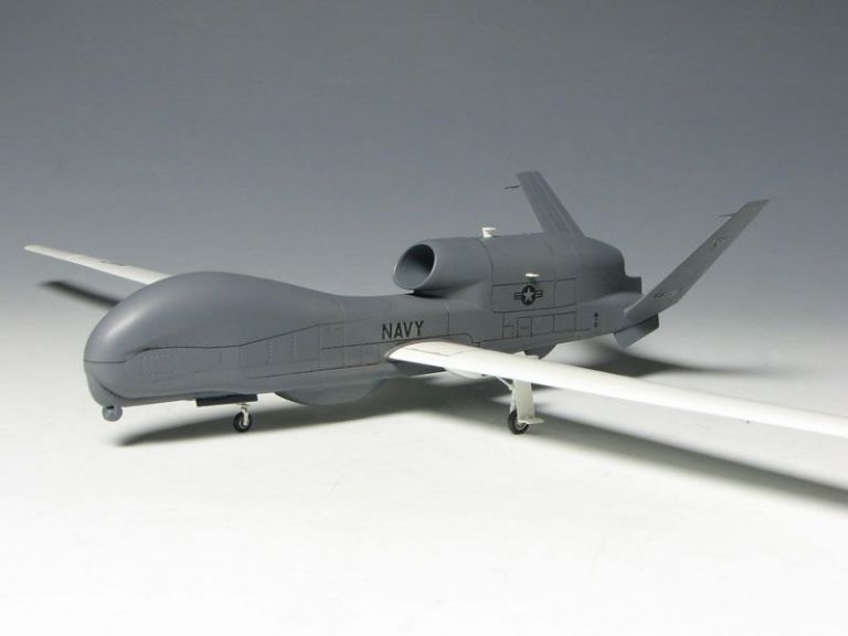 RQ-4N GLOBAL HAWK PLATZ