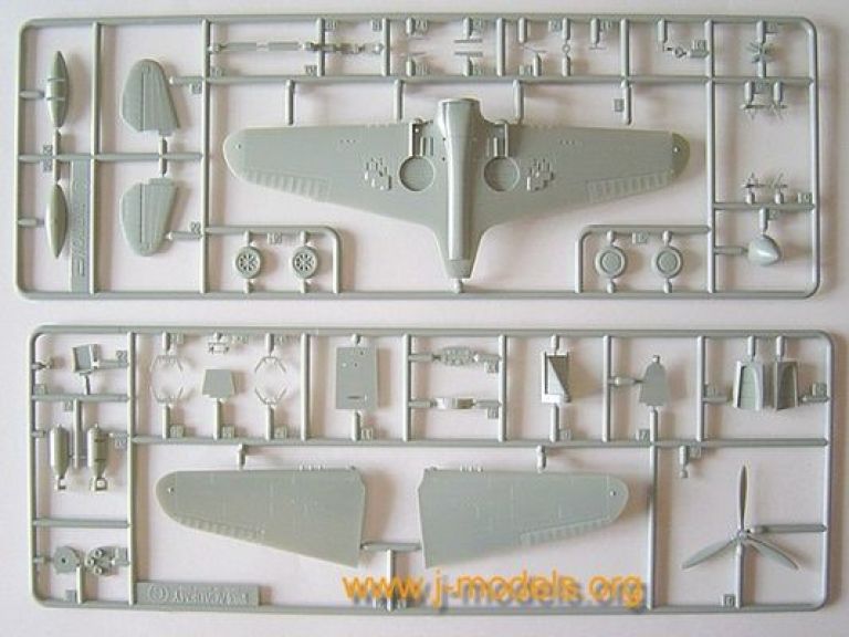 P-40E Warhawk + PE Sheet + Masks  EDUARD