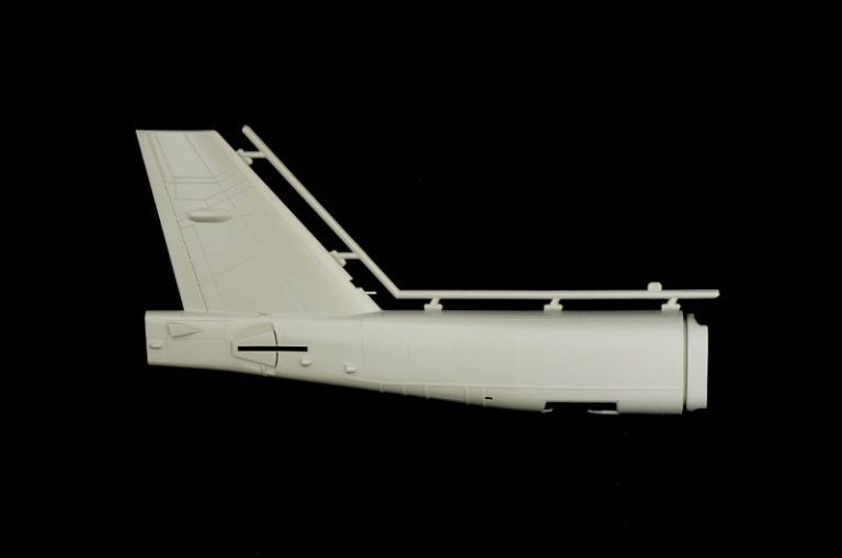 Boeing B-52G Stratofortress early with Hound Dog missiles