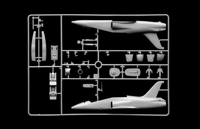 Hawk T. Mk. I Italeri