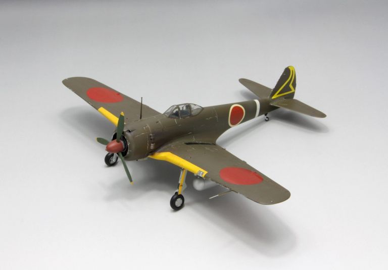 IJA Type 1 Fighter Nakajima Ki-43-IIIa Hayabusa (Oscar) Fine Molds