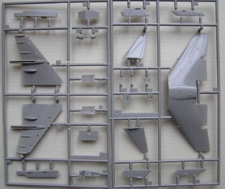 AV-8B Harrier II Plus (U.S.M.C. Attacker) 1:72