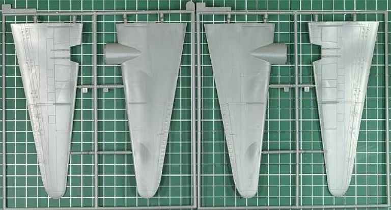 Mitsubishi G4M2E Type 1 Attack Bomber (Betty) Model 24 Tei w/MXY7 Ohka Model 11 1:72