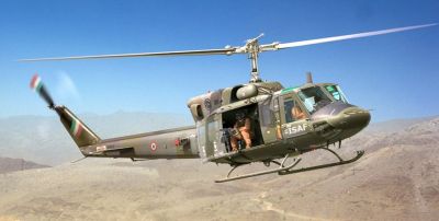Bell AB 212/UH-1N Italeri