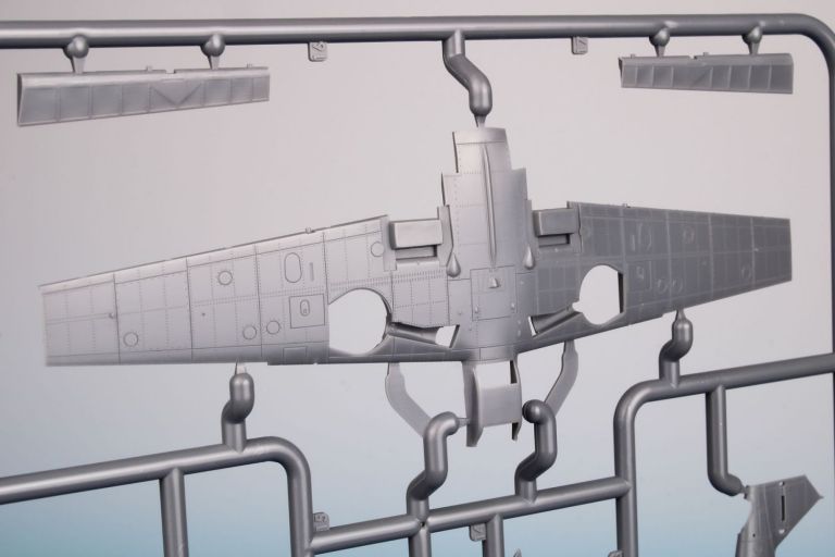 Messerschmitt Bf 109E-1/B ‘Hit and Run Raiders' 1/72