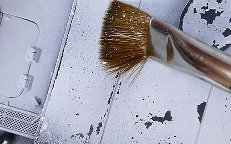 Humbrol Chipping and Scratching Agent