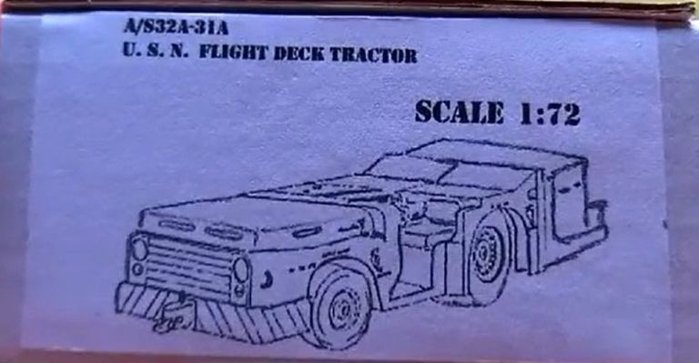 A/S-31A-32A Flight Deck Tractor