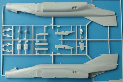 PHANTOM FGR.2 REVELL