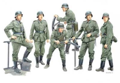 German Artillery Crew DRAGON