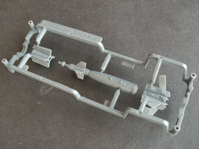 U.S. ORDNANCE SET 1 1:48