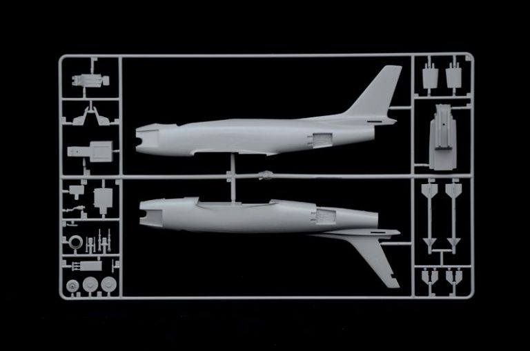 F-86E SABRE ITALERI