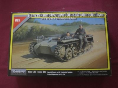 025 Panzerkampfwagen I Ausf.A ohne Aufbau W/Engine & Compartment Detail TRISTAR
