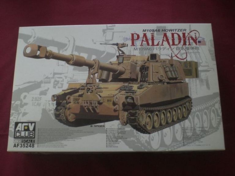 M109A6 Howitzer Paladin