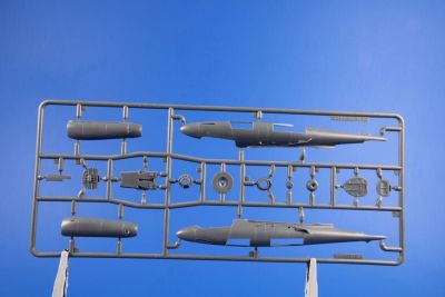 Heinkel He 162 Spatz Special Hobby